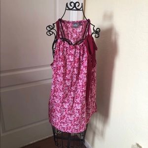 New York and Company top size XL